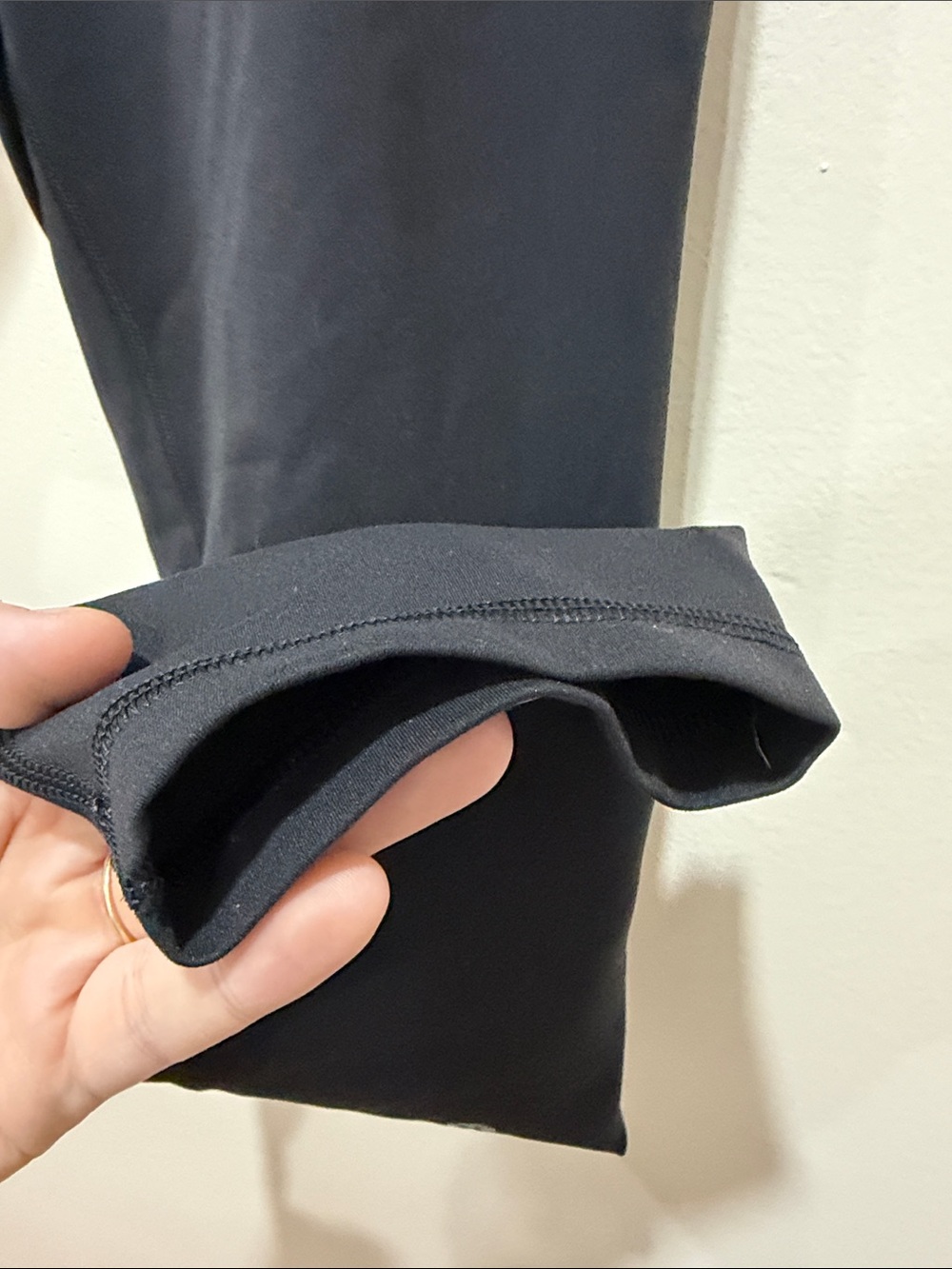 lululemon athletica Wunder Train 25” with Pockets Black High-Rise Leggings - Picture 8 of 14